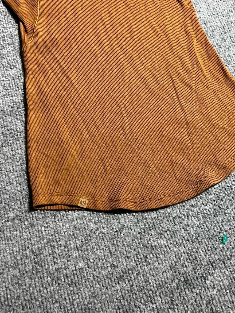 Lululemon Hold Tight Tank Top Size 0 23x11 Orange
